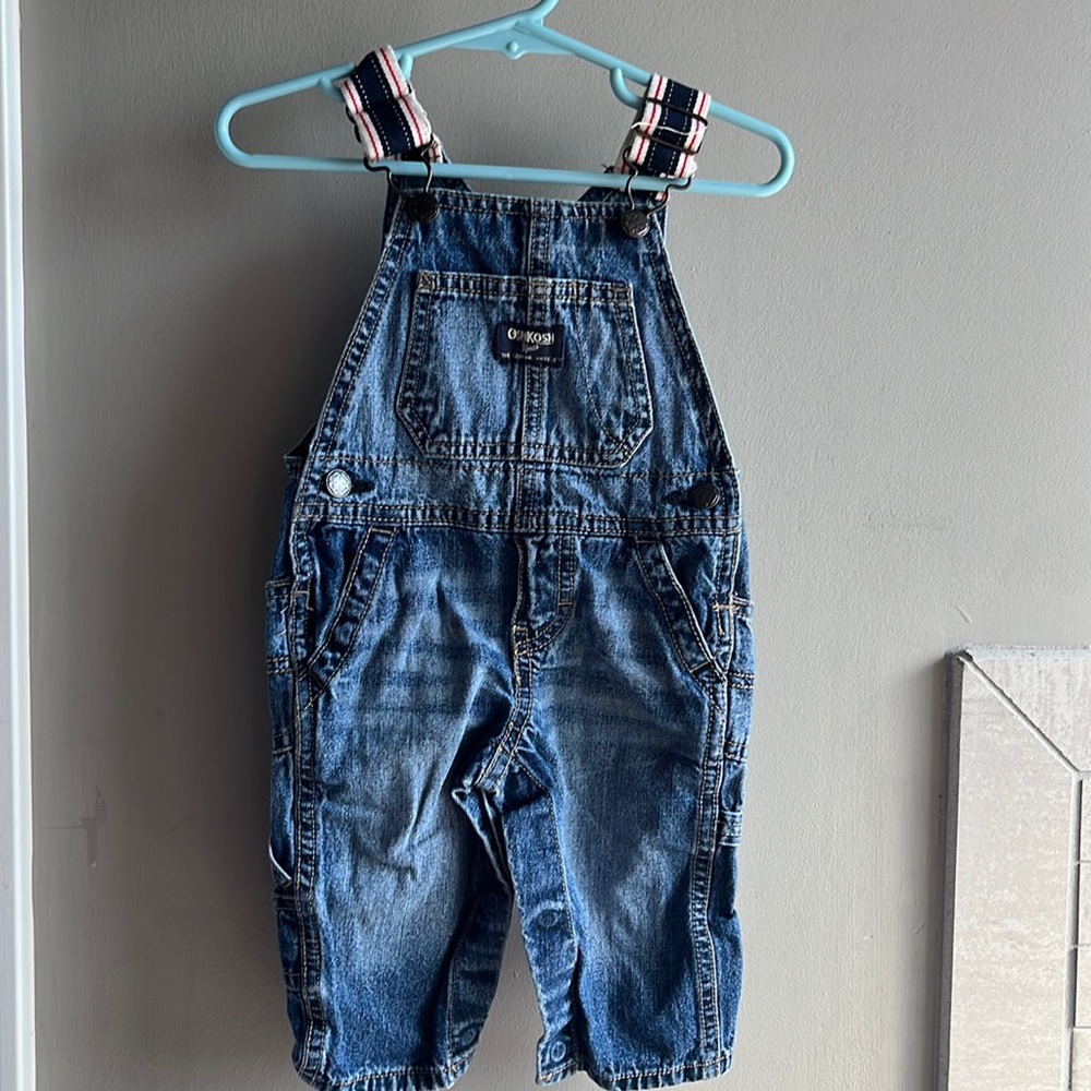 Osh kosh size 6m
